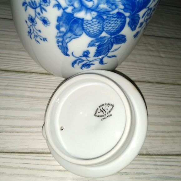 Rhapsody Royal Worcester Coffee Tea Pot & Creamer With 2 Cups Mugs 1975 England - Picture 10 of 12